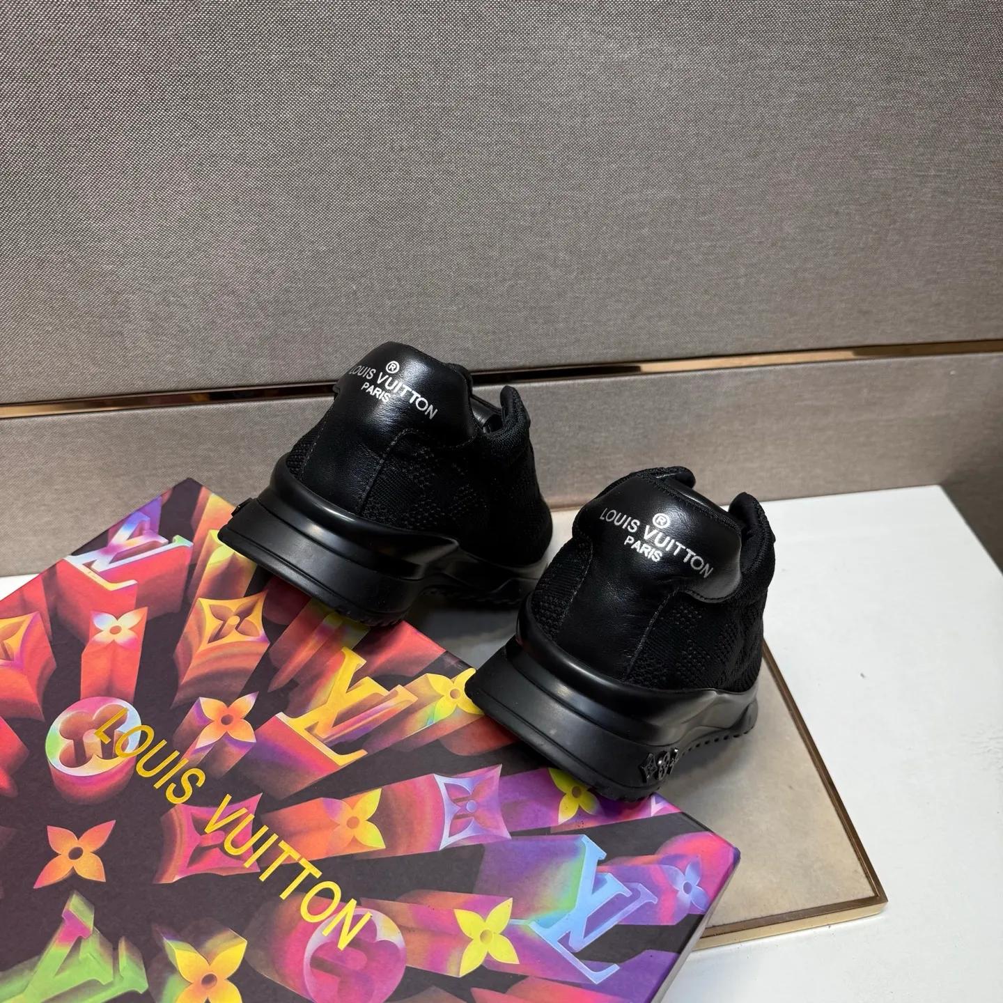 ⬛️Men's shoes 💰p540 [LV～] Men's casual shoes 2025z cabinet sales simultaneously 🔶Size: 38-44 #️⃣ 🔷4 colors🔜The upper is made of multi-material splicing➕Mesh lining, comfortable and breathable, sole: original comfortable and wear-resistant outsole, ⚠️real thing📱photographed🎬real thing is better📢📢📢